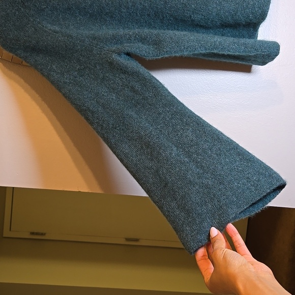 Eileen Fisher Cashere Silk Knit Bell Sleeved Sweater NWOT - Picture 4 of 7